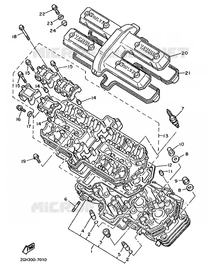 CYLINDER HEAD  Yamaha MOTO 1000 1987 FZR  FZR1000
