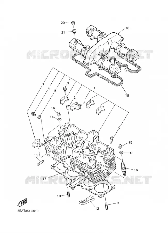 CYLINDER HEAD  Yamaha MOTO 1300 2004 XJR  XJR1300