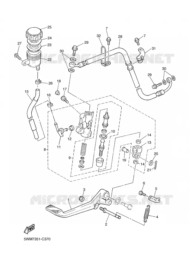 REAR BRAKE MASTER CYLINDER Yamaha MOTO 1300 2005 XJR  XJR1300